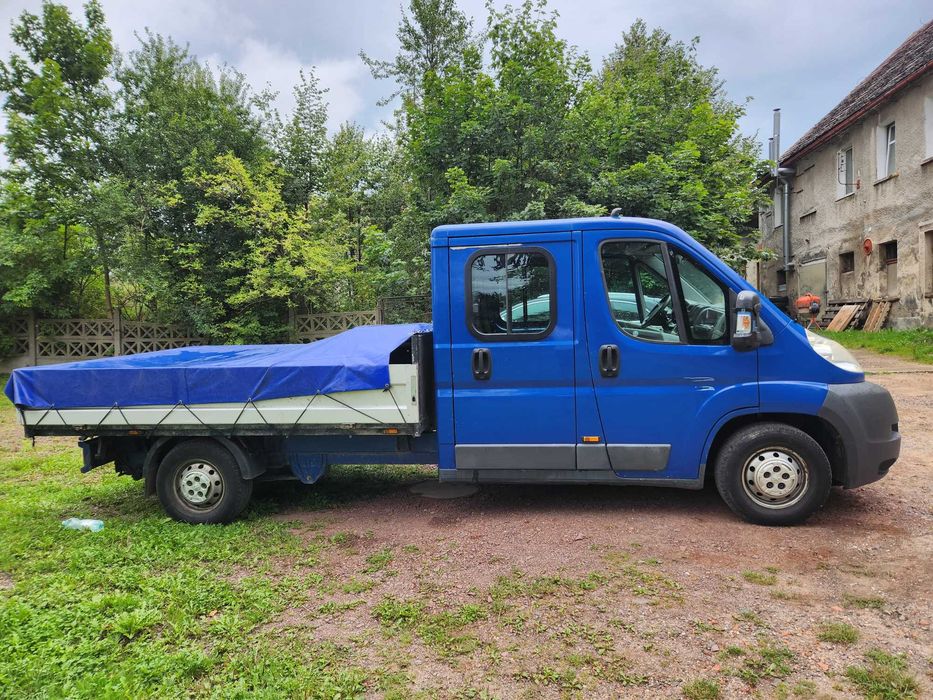 Wynajem busa dostawczego, doka, autolaweta, krótko oraz długoterminowo, transport