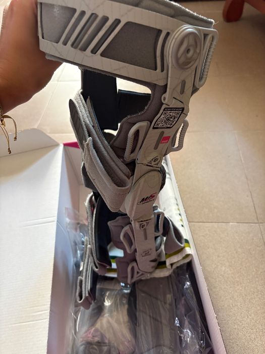 Joelheira para Artrose no Joelho Avançada - Medi M.4s OA Comfort