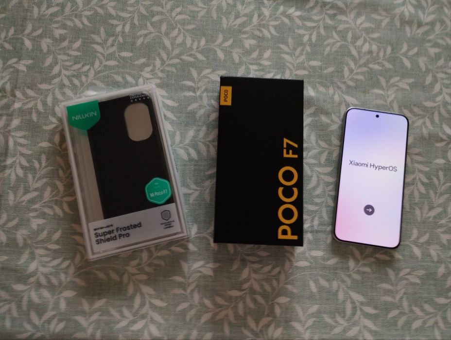 Poco F7 12GB RAM / 512GB – Silver (Limited Edition) – COMO NOVO
