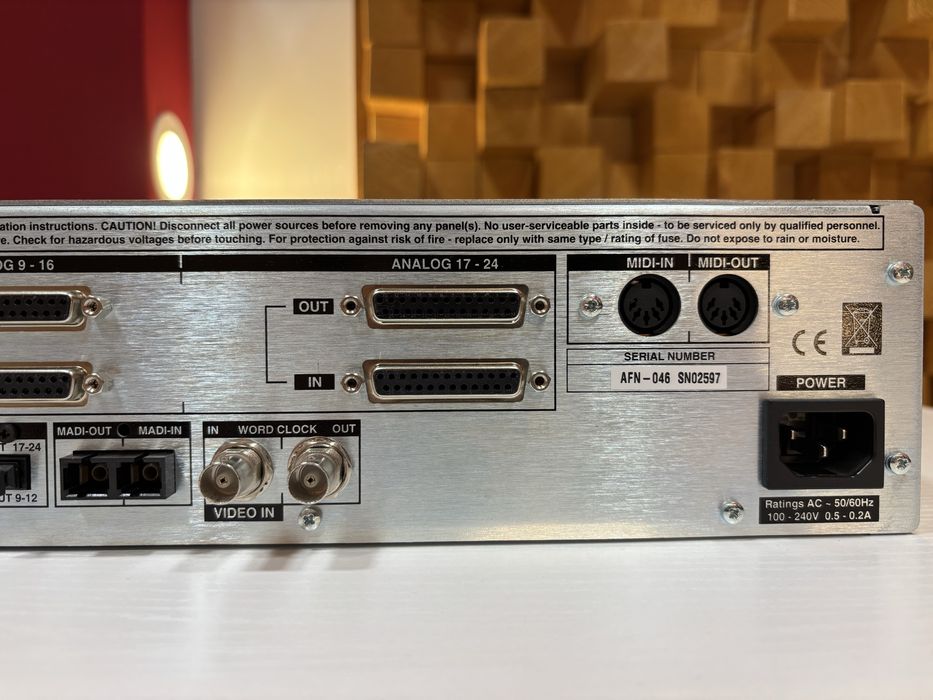 SSL Alpha-Link 24 I/O Analog-MADI com Adat