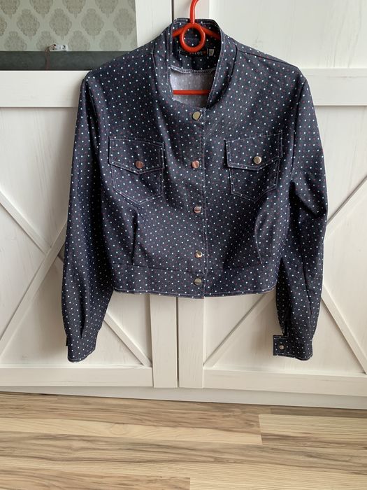 Костюм жіночий