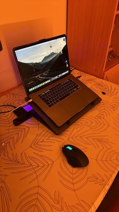 MacBook Pro 16 2019