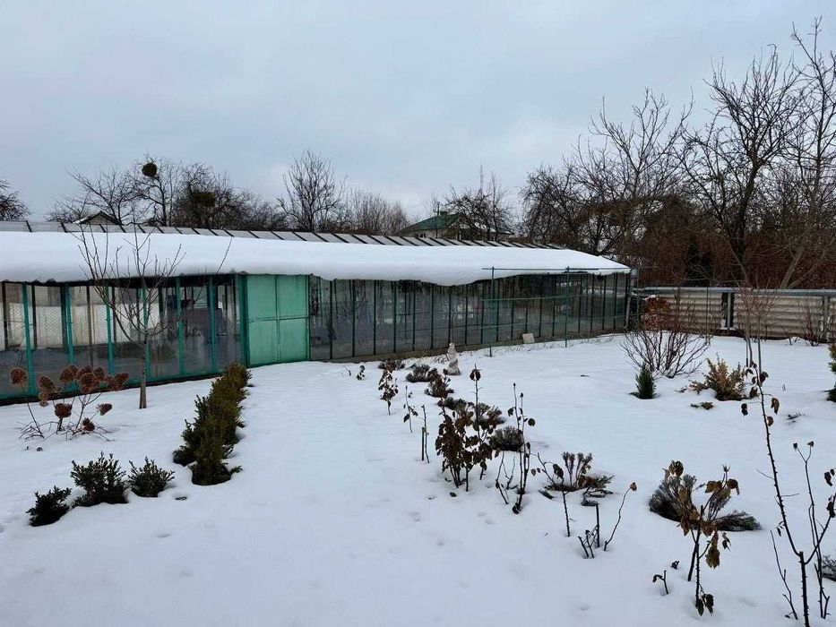 Продаж будинку з доглянутою ділянкою 6 сот.  Асфальтований доїзд