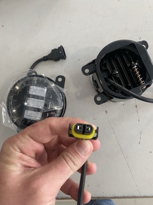 LED фара Starlife sb350d 90 мм біле світло