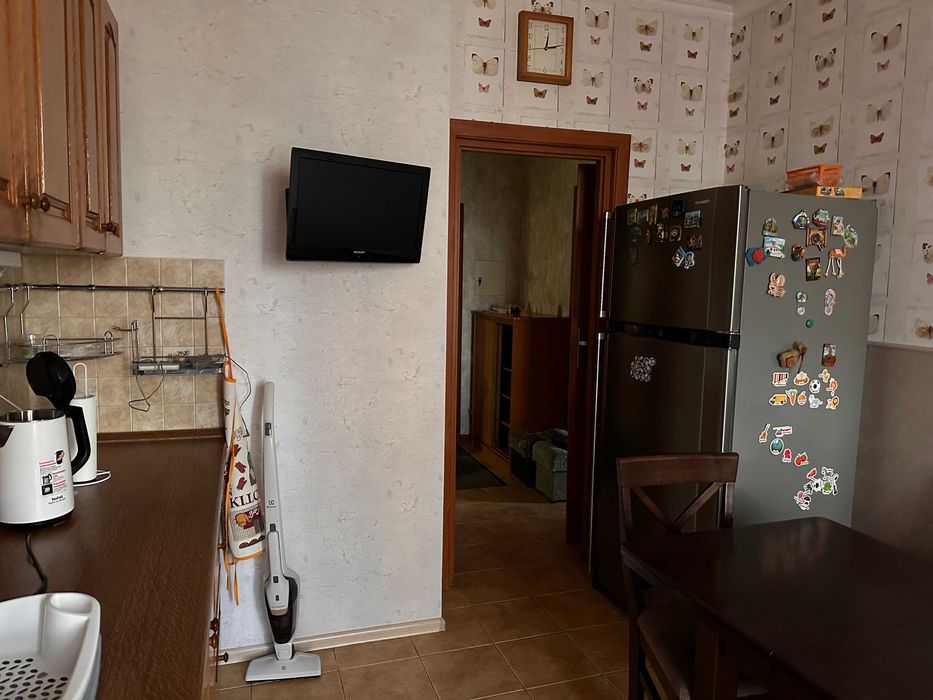 Квартира двокімнатна в Києві подобово