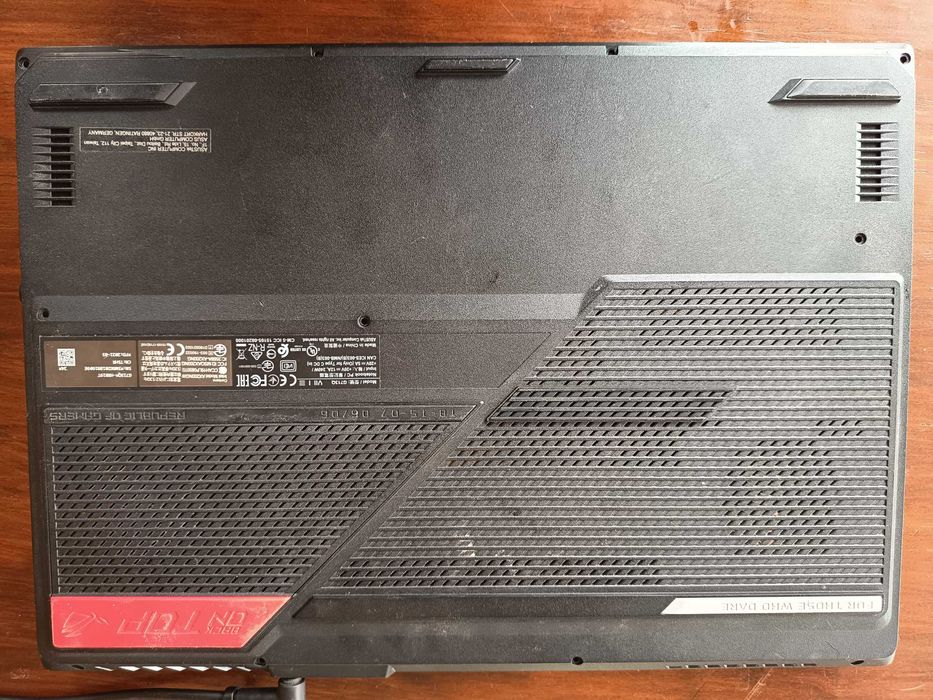 Portátil Gaming Asus ROG Strix G713Q 17" 144hz