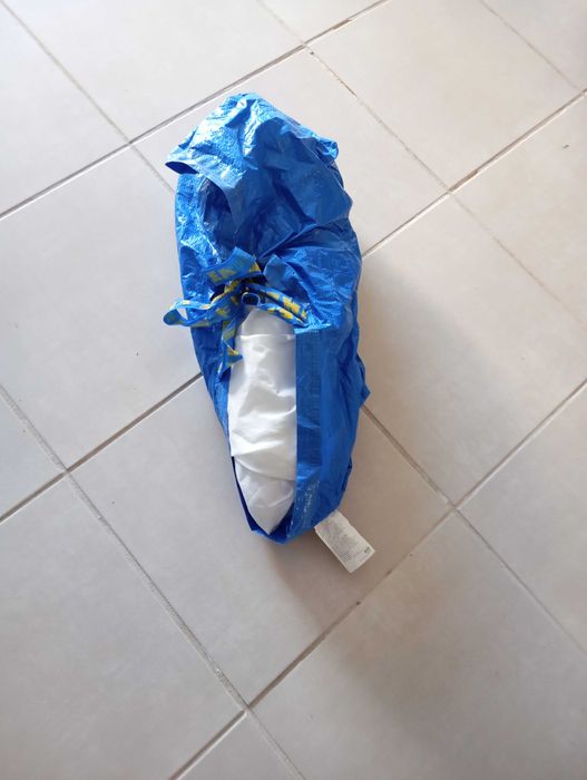 Vende-se roupeiro em pano