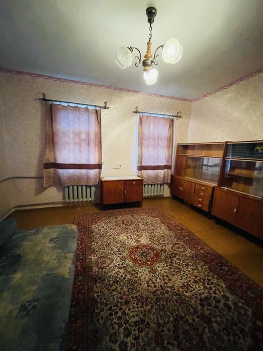 **Здам в оренду частину будинку в районі Бойовоі