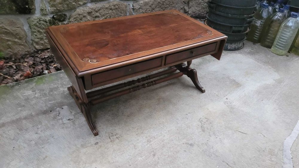 Mesa Centro Café Madeira Latão