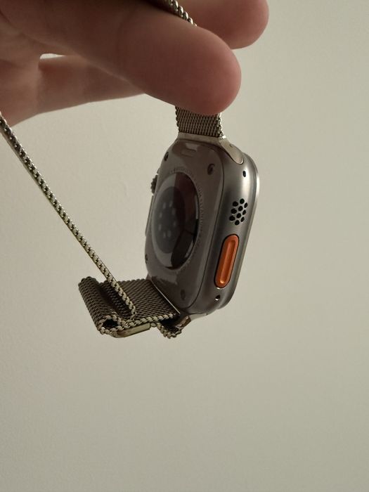Apple Watch Ultra Titanium + Apple Bransoleta mediolańska 45 mm złota
