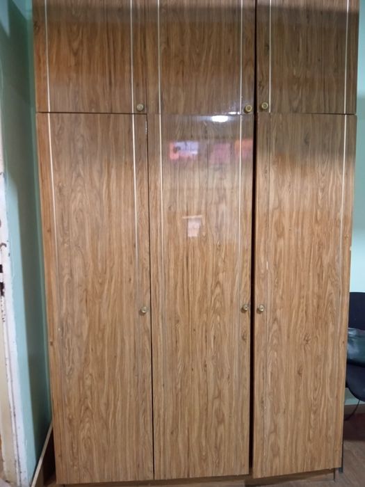 Продам шафу для одягу