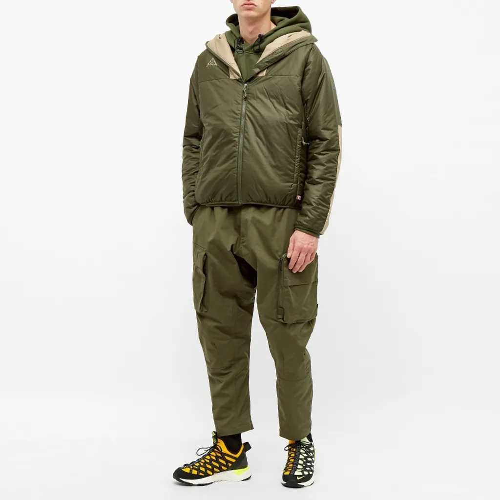 Nike acg primaloft jacket deals