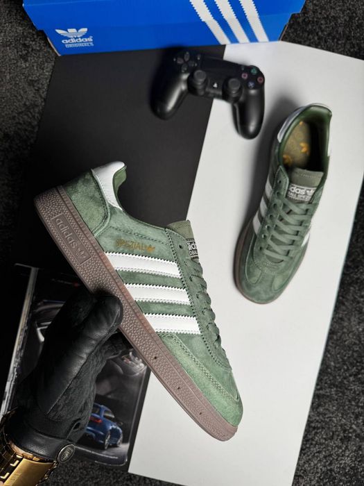 Топові чоловічі кросівки Adidas. Розміри: 41,42,43,44,45. Оплата при отриманні.Нові.