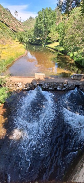 Moradia V4 em fase de requalificação