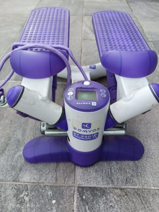 Step marca Domyus ST320