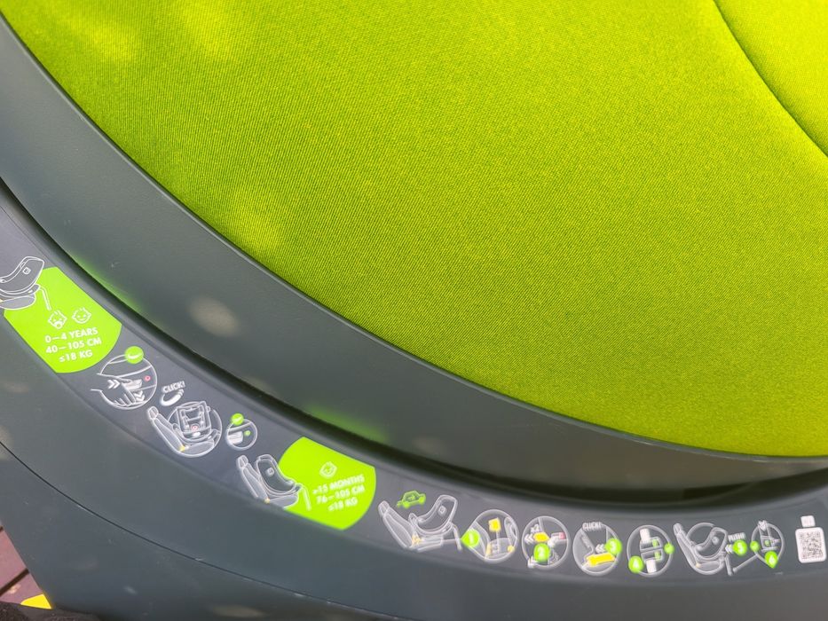 Sprzedam fotelik samochodowy SWANDOO