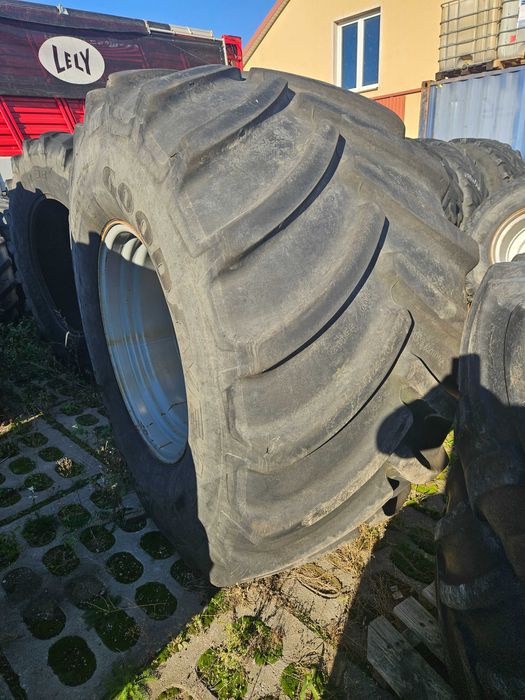 Opona .kola 900.55.32 godyer cale gotowe do jazdy