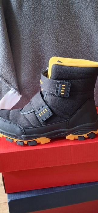 Sprzedam buty nowe rozm 32,33,34