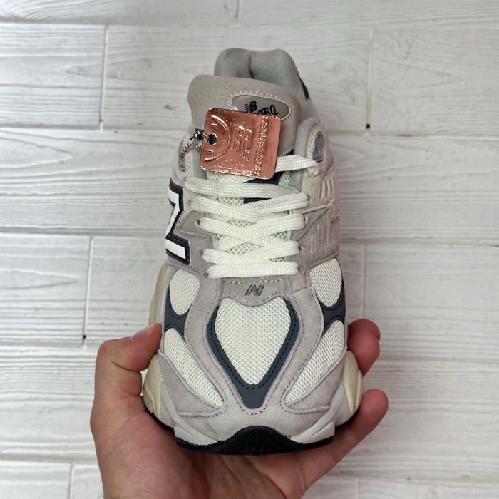 Жіночі кросівки new balance 9060