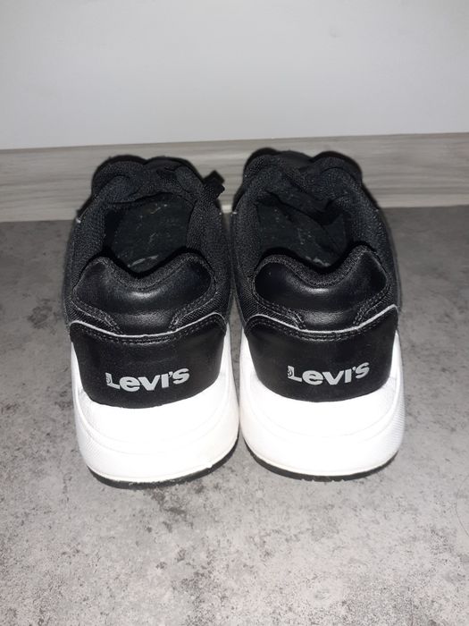 Adidasy buty sportowe Levis oryginalne 37 JAK NOWE