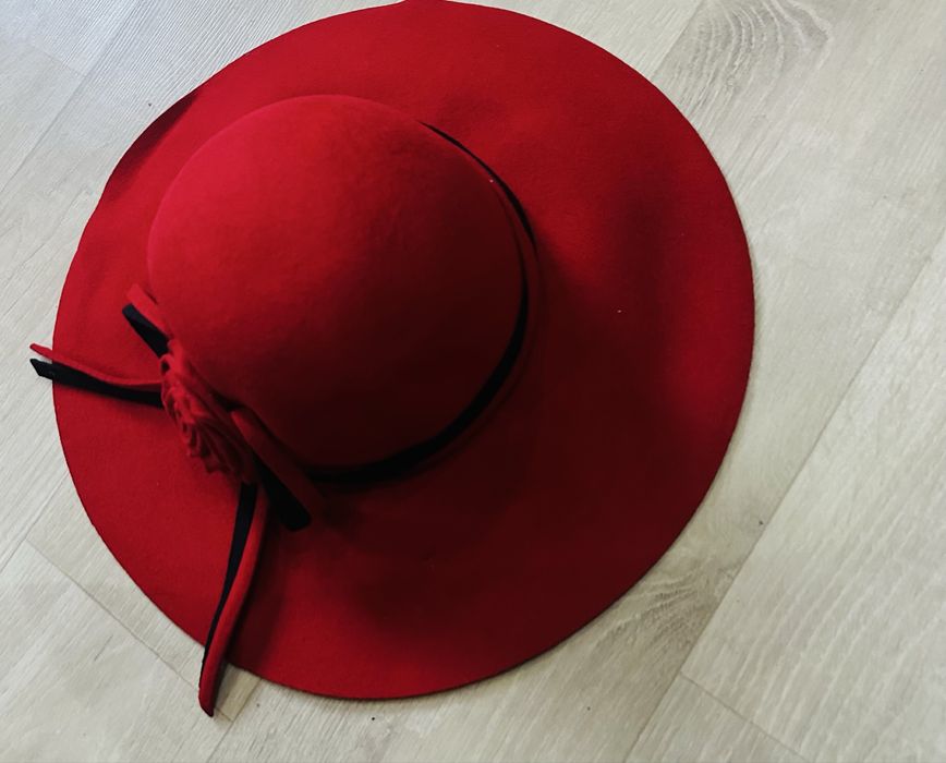 Продам новую женскую шляпу розмір 54-56