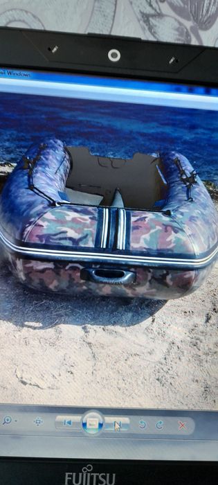 Продам лодку и мотор