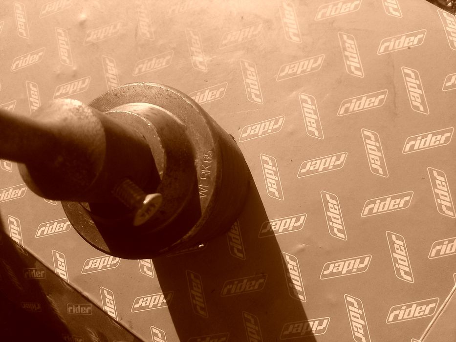 Продаю победитовую коронку WERK-65. в отличном состоянии