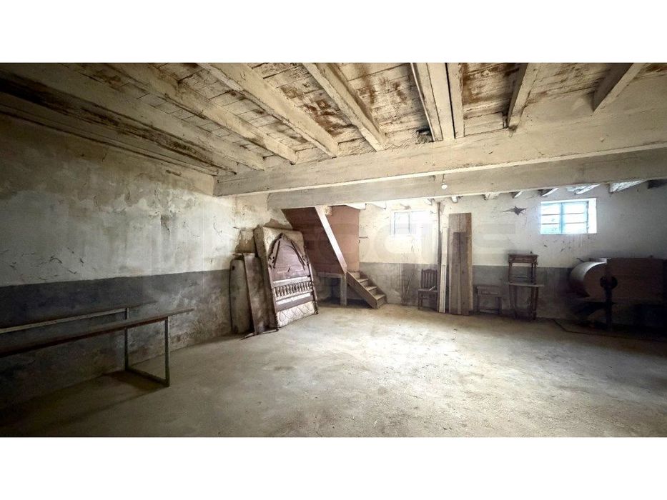 Moradia de Traça Antiga Próxima do Centro da Cidade - AVEIRO