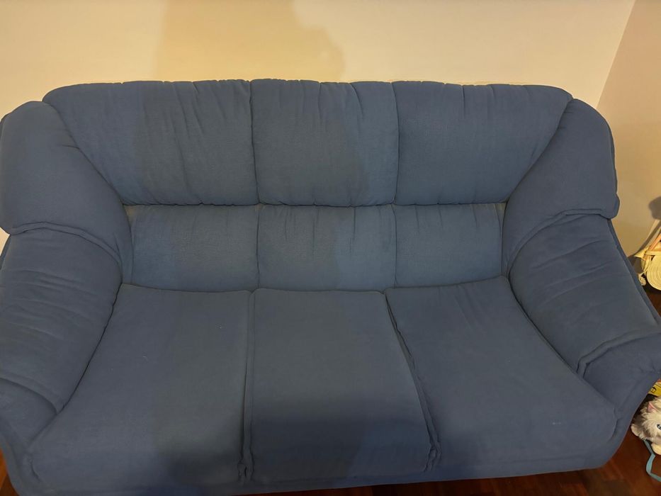 Sofas em tecido azul