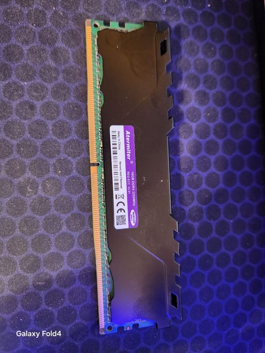 Оперативная память DDR4 ECC 32GB, 3200 частота.