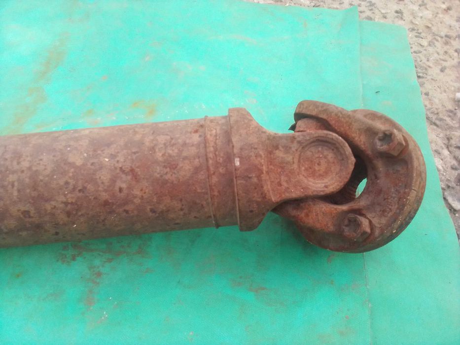 Карданный вал кардан гук шарнир