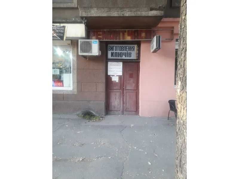 ПРОДАЖ - нежитлове приміщення № 101, площею 8,7 кв.м. м. Кам’янське