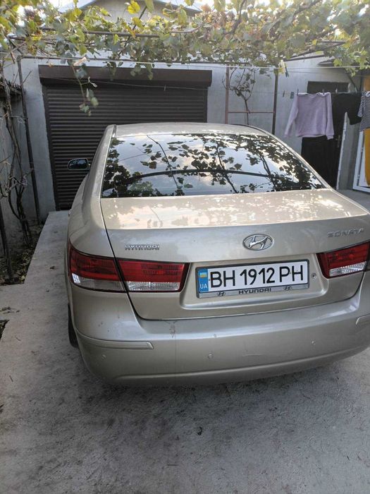 Продам машину хюндай соната 2008