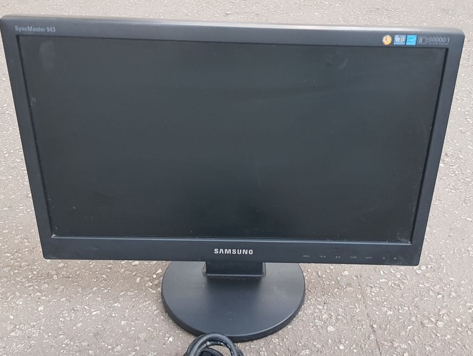 Монітор 18.5" Samsung SM-943SN LS19MYYKBBA