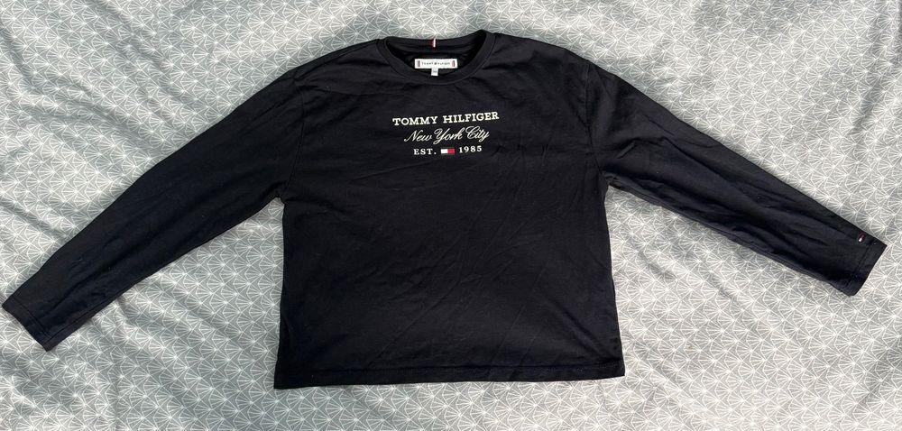 Кофта Tommy розмір 140