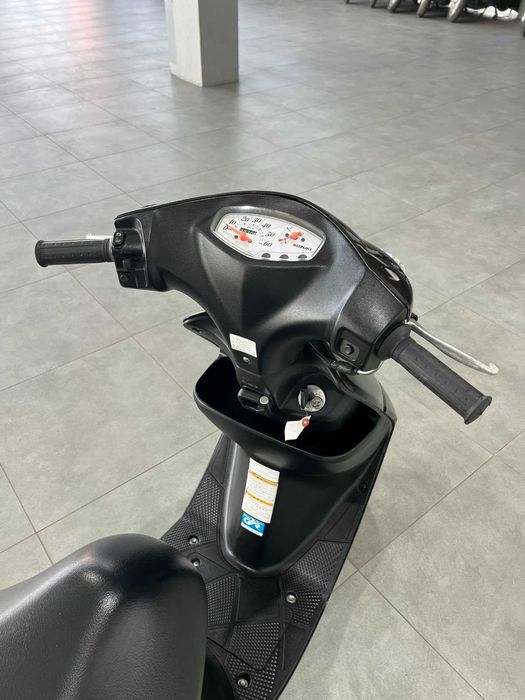 Скутер Suzuki Address V50
