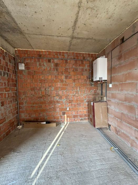 Продаж 2 км квартири в новобудові Левандівка в. Роксоляни