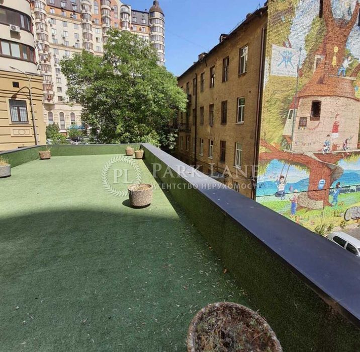 Без% Центр Отдельно стоящее здание Златоустовская Черновола Инвестиция