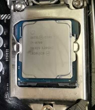 процессор Intel Core i7 8700 Сокет LGA1151