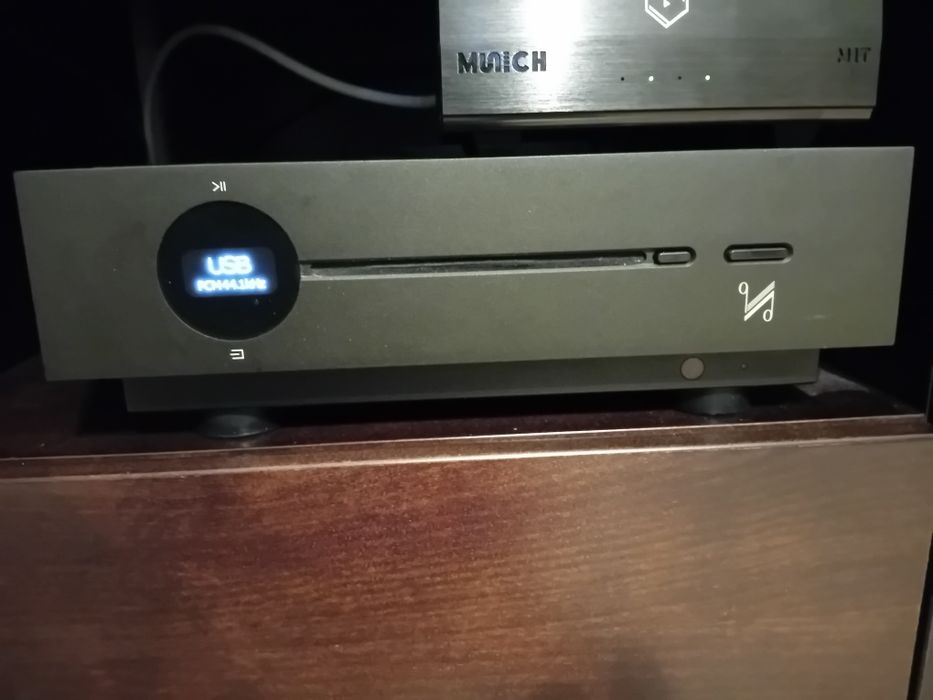 Quad Artera Play stereo , pre, dac, cd.