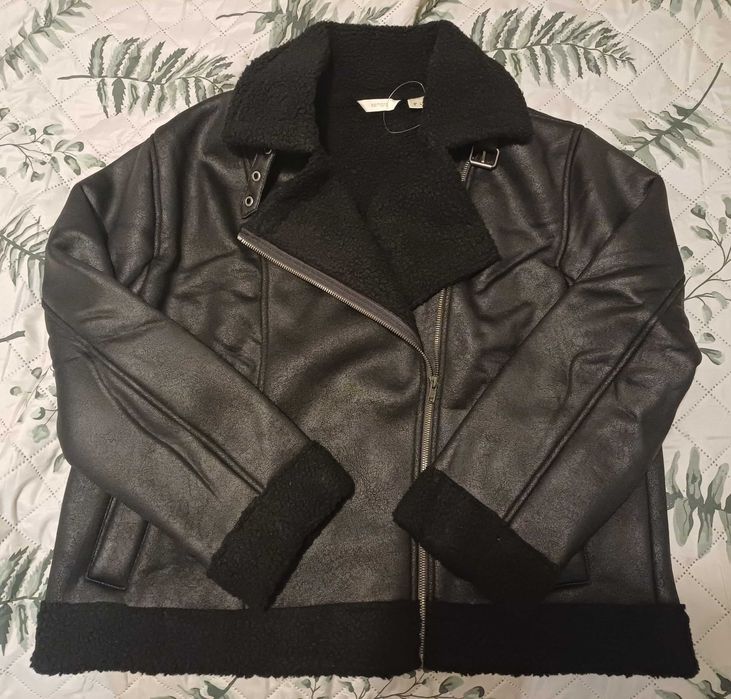 Kurtka damska w stylu ramoneski z kożuszkiem Roz.  L