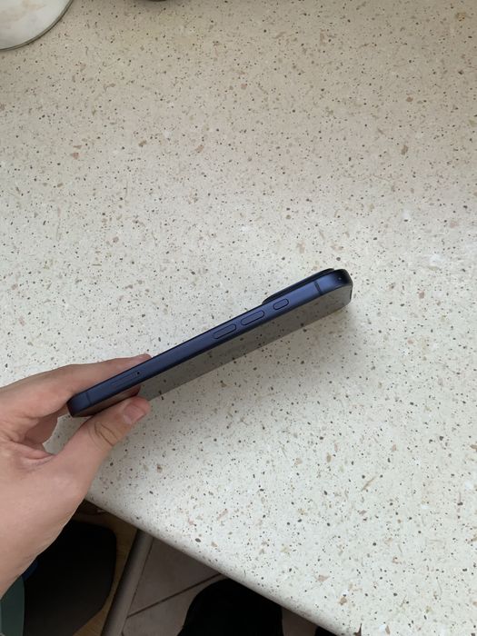 Iphone 17 pro dobry stan
