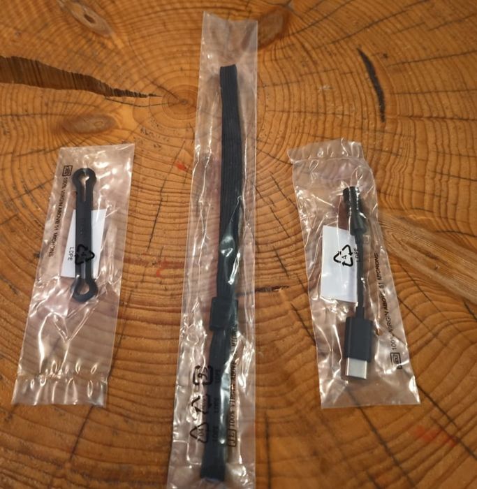 Motorola Moto Mods/ głośnik/ gamepad/ ładujace placki/ plus dodatki