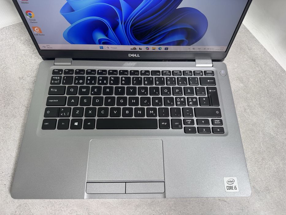 Ноутбук Dell Latitude 5310 / i5-10210U / 8GB / SSD 256GB / 13.3" FHD IPS / Windows 11 Pro