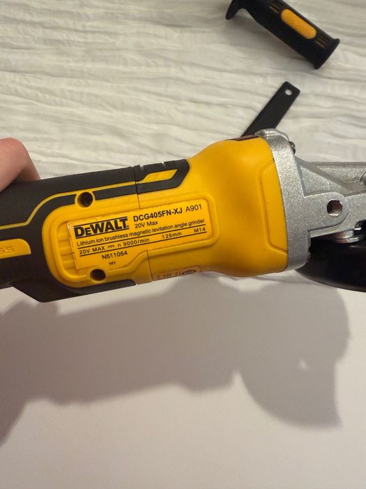 Szlifierka kątowa de walt