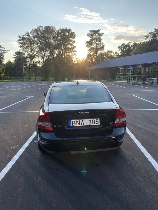 Volvo s40 2006року