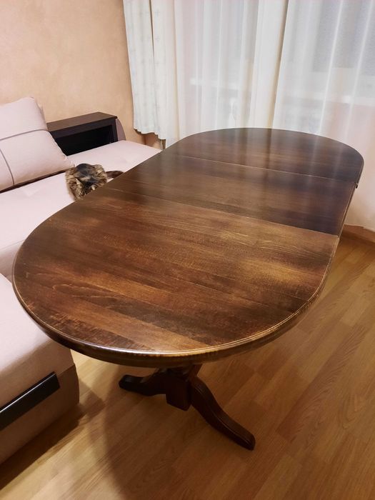 стол раздвижной и стулья