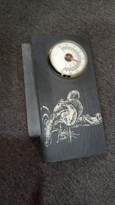 Термометр. Вінтажний термометр. Сланець.