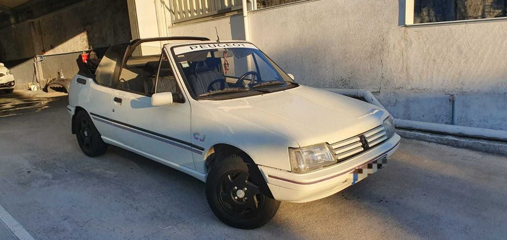 Peugeot 205 CJ Cabrio