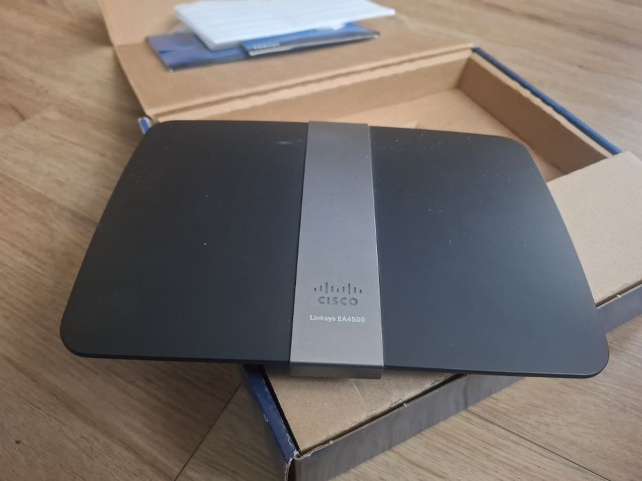 Router Linksys EA4500